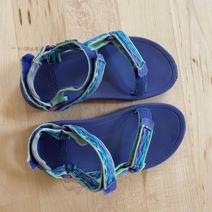 Teva girls sandals size 2Y